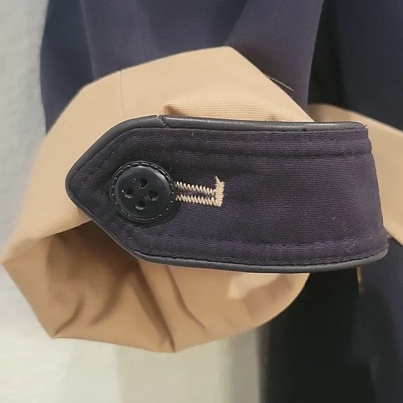 Reversible navy/camel , Structured Trench - Picture 9 of 12